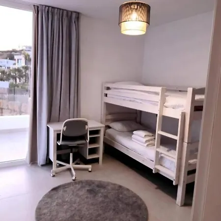 Villa Luxury Modern 4 Bed - 5 Minutes From Town! Malaga