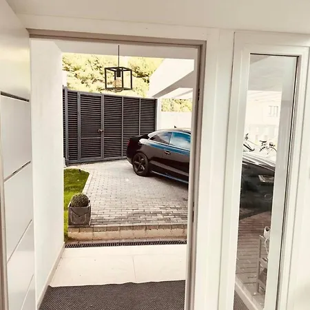 Villa Luxury Modern 4 Bed - 5 Minutes From Town! Malaga